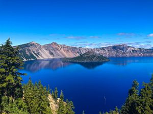 Read more about the article Crater Lake National Park – Garfield Peak Trail