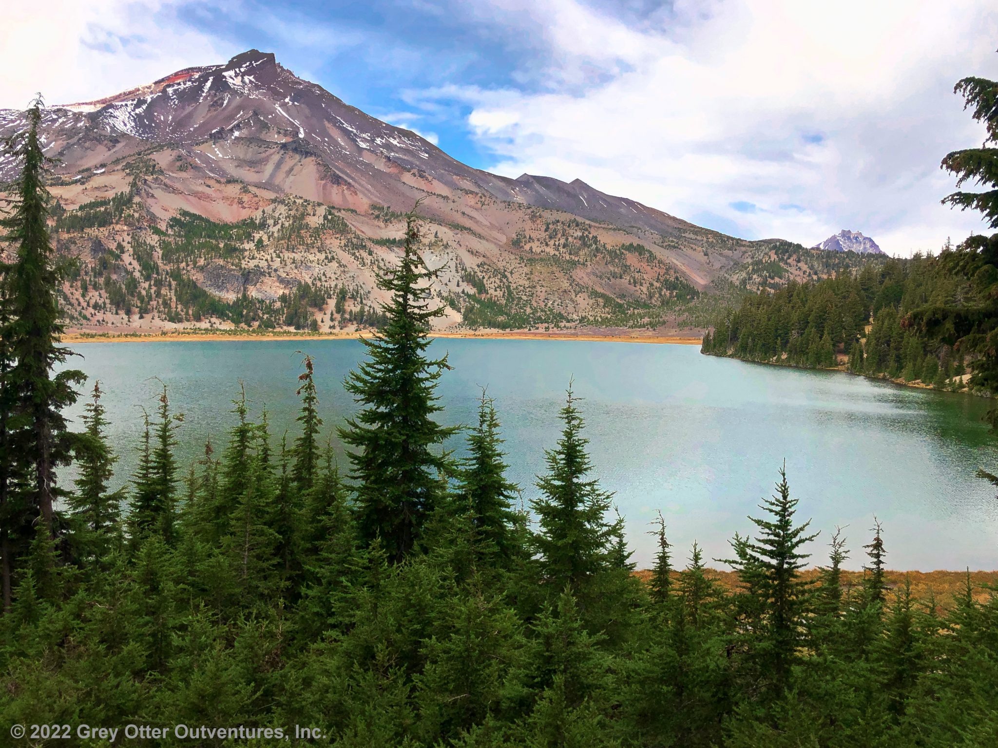 Backpacking to Spectacle Lake & Pete Lake Grey Otter Outventures®