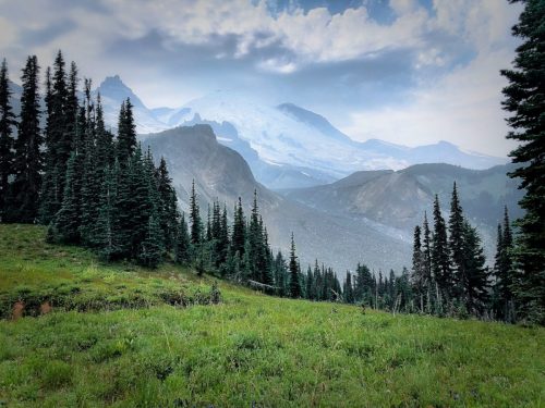 Hiking Summerland to Panhandle Gap